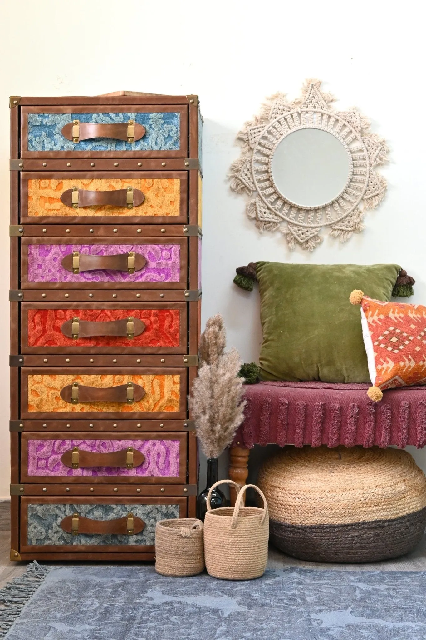 FANTASY CHEST OF DRAWERS - LEATHER AND VELVET