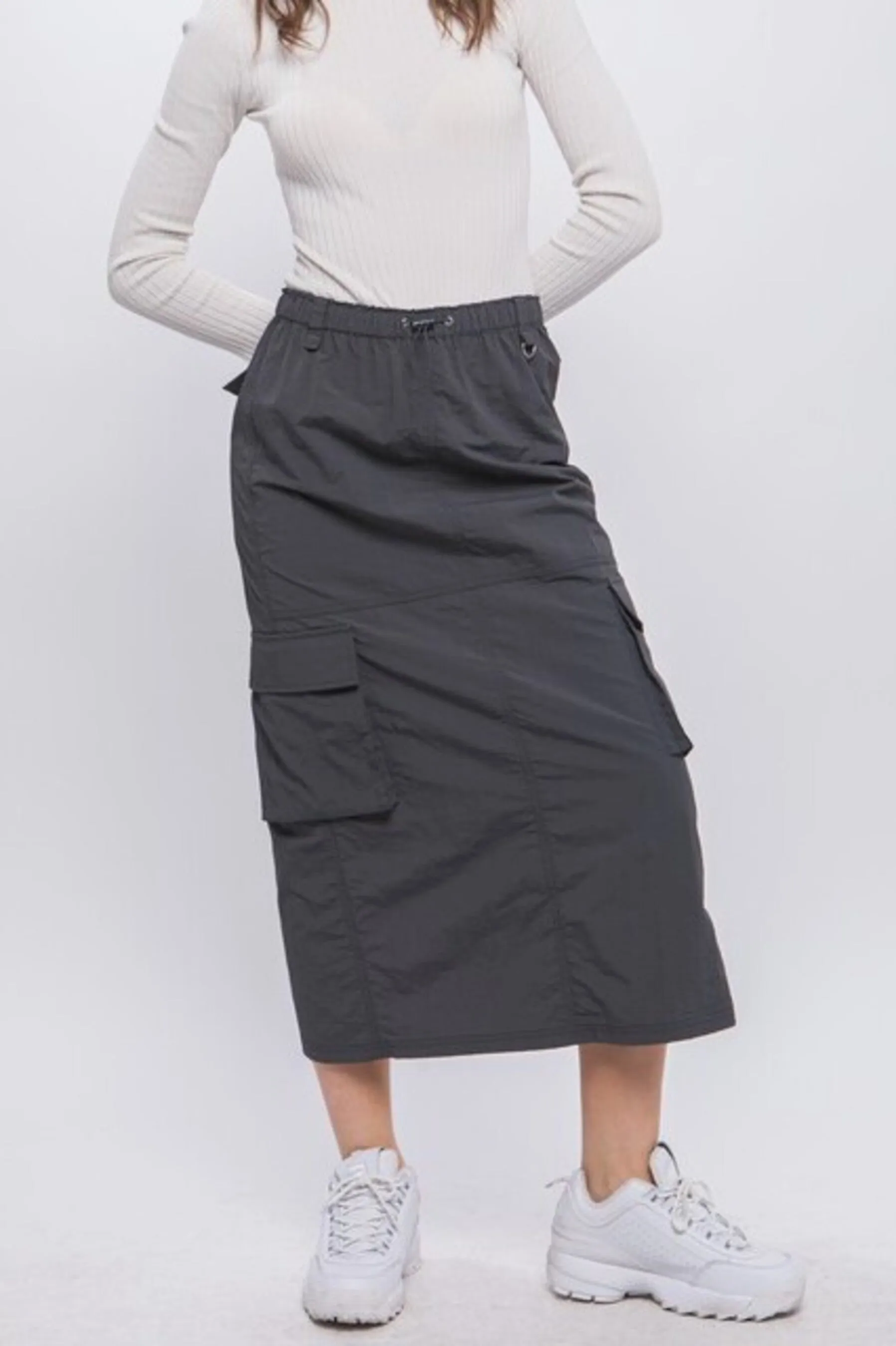 Women's Cargo Skirt With Side Pocket Detail And Rear Slit