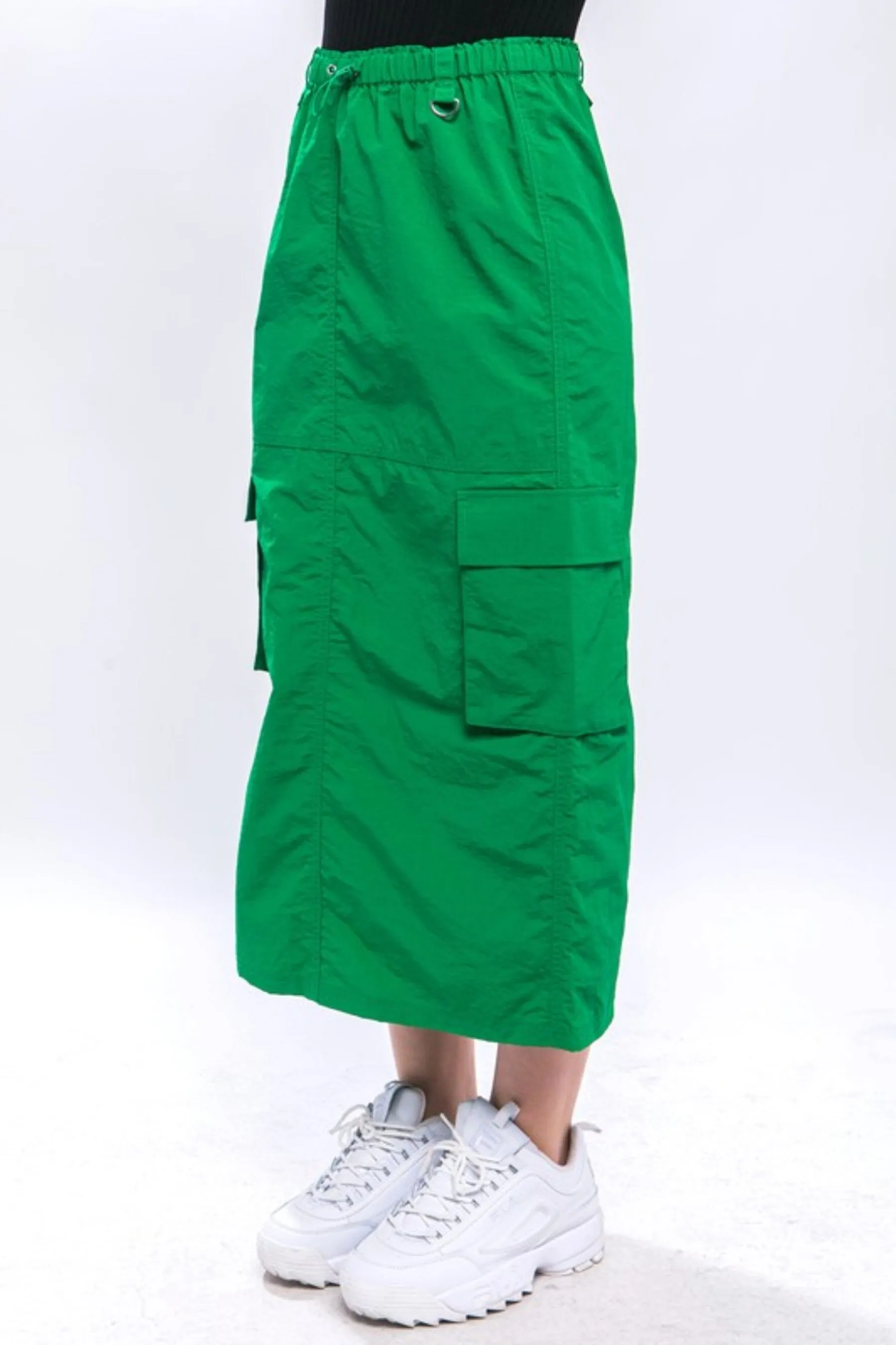 Women's Cargo Skirt With Side Pocket Detail And Rear Slit